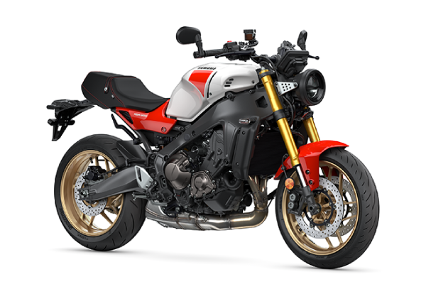 XSR900 Legend Red