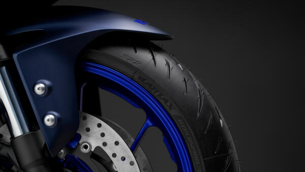 Bridgestone S22 타이어